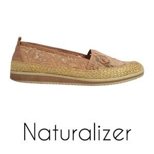 Naturalizer Taupe Lace and Leather Espadrille Slip On Flats Davenport 8W GUC